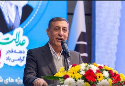 کارگران و مهندسان ایرانی در هر شرایطی می ایستند و کشورشان را می سازند